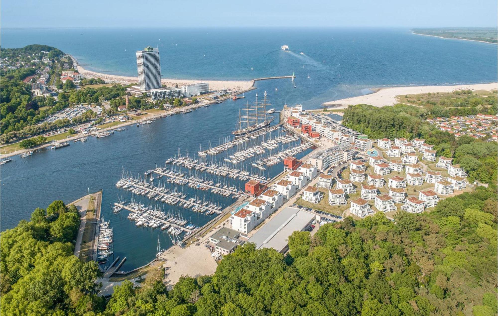 Lovely In Travemuende With Wifi